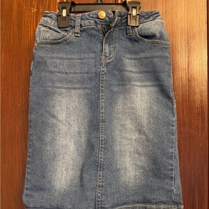 Girls size 12 cookies Denim Skirt EUC